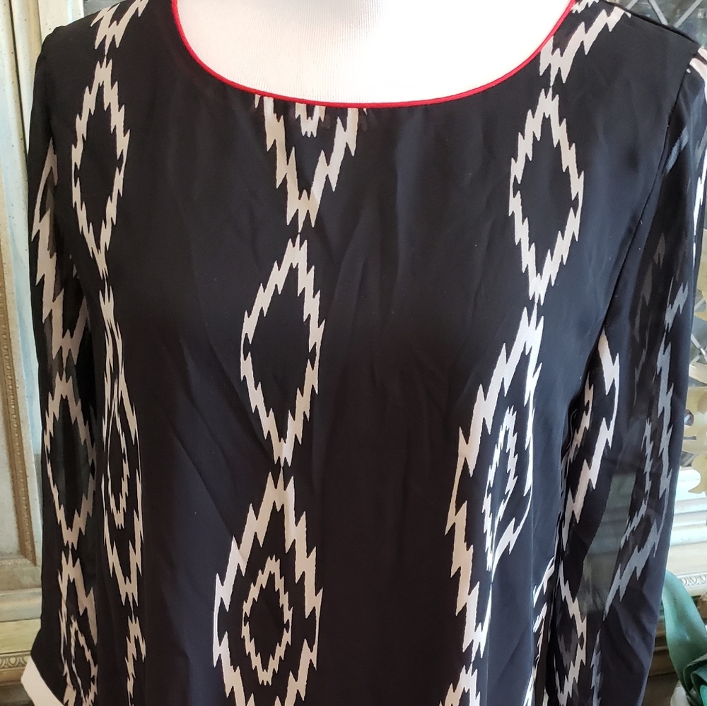 Womens Dress M